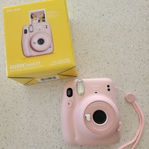 Instax mini 11 Fujiflim Instant Camera- Pink